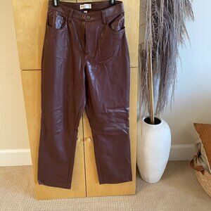 Abercrombie & Fitch - Curve Love Vegan Leather 90s Straight Pant